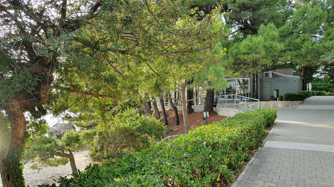 Apartments Kligge Mlini Bagian luar foto
